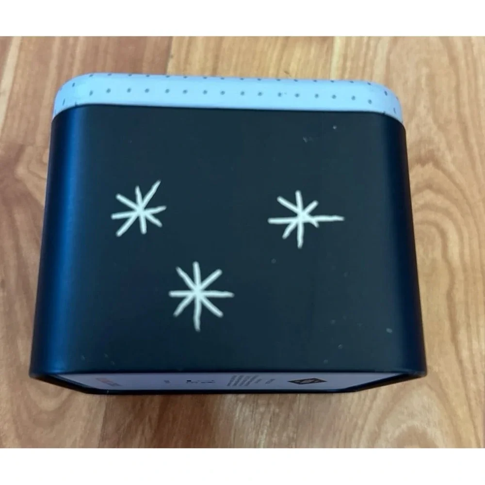 Collectable Fossil‎ watch empty tin for a Carlie watch.